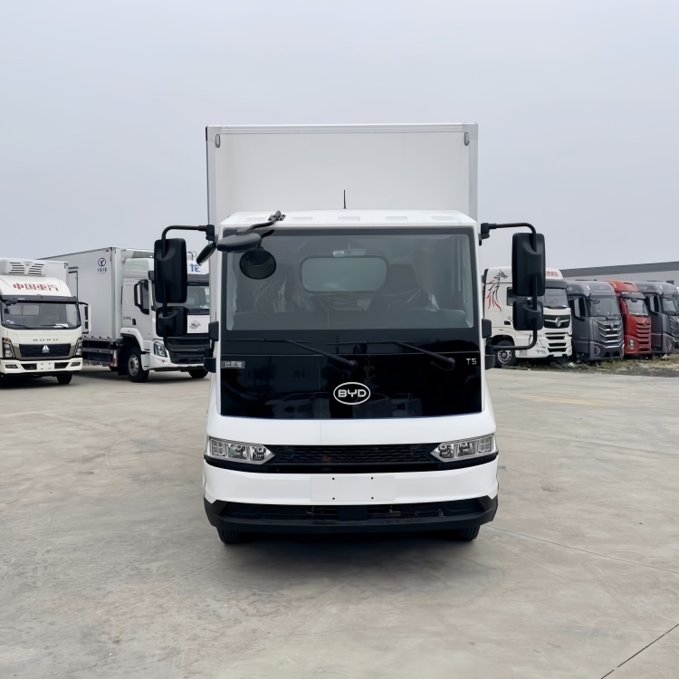 4.2-meter BYD T5DM hybrid refrigerated truck