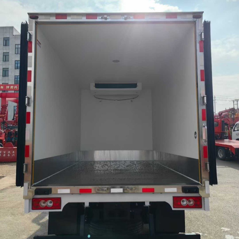 4x2 new Foton Aumark ice cream refrigerated truck