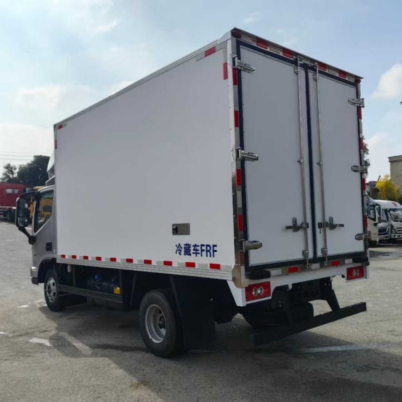 4x2 new Foton Aumark ice cream refrigerated truck