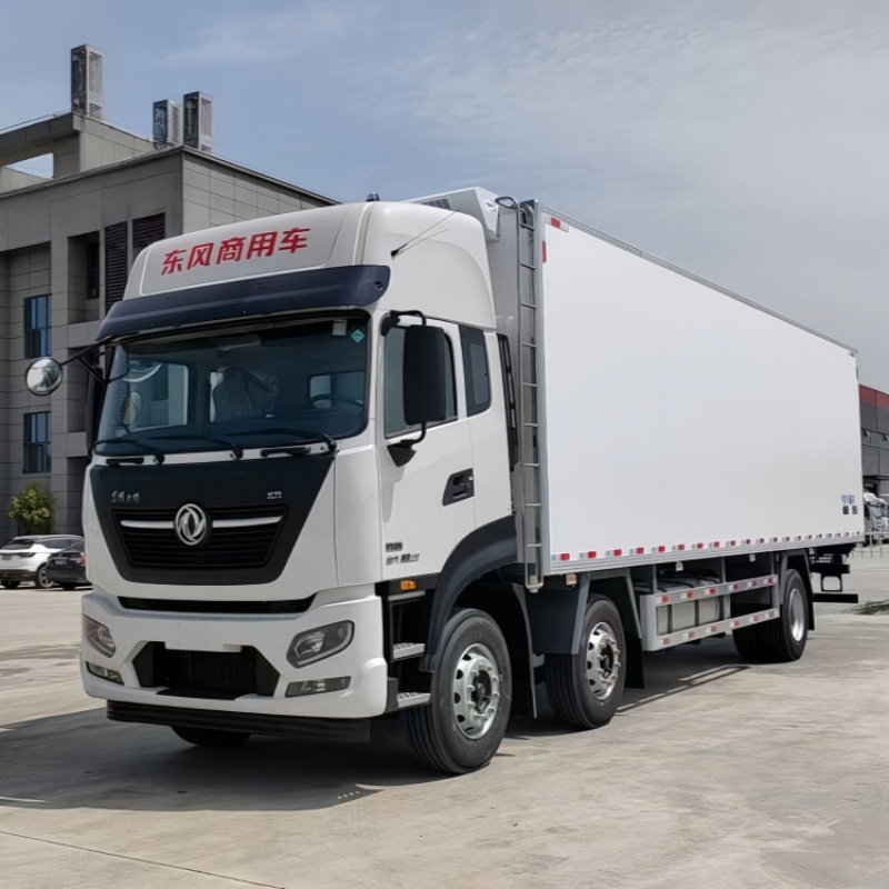 Dongfeng 6x2 refrigerated truck