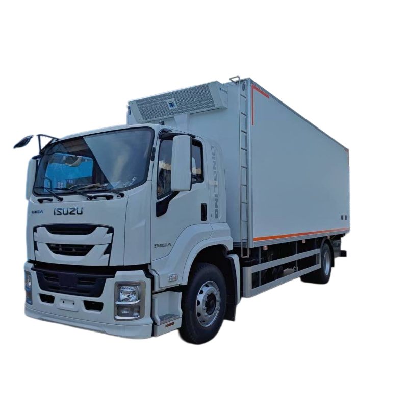 Isuzu 10-ton cold chain truck