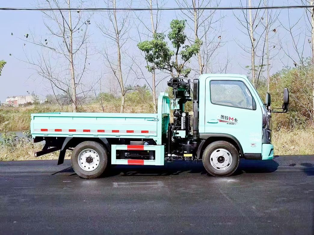 Reliable Foton Commercial Crane Truck with 2T Stiff Boom Reliable Foton Commercial Crane Truck with 2T Stiff Boom