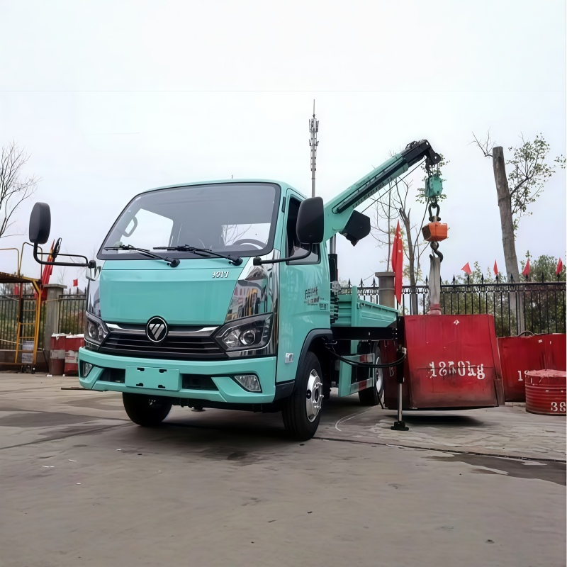 Foton light duty crane truck