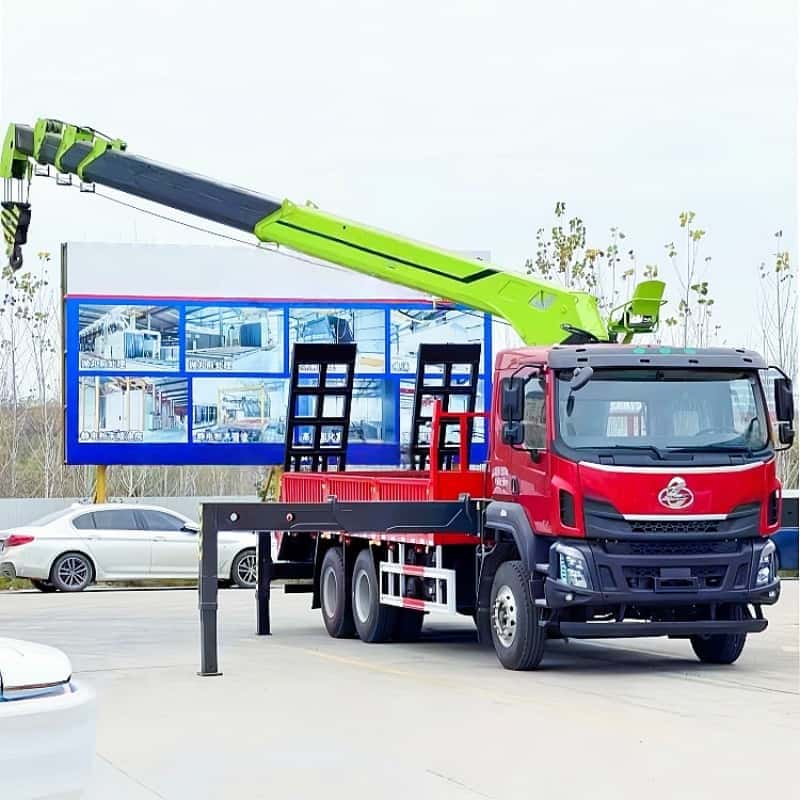 12-Ton Heavy Duty Truck Mounted Crane