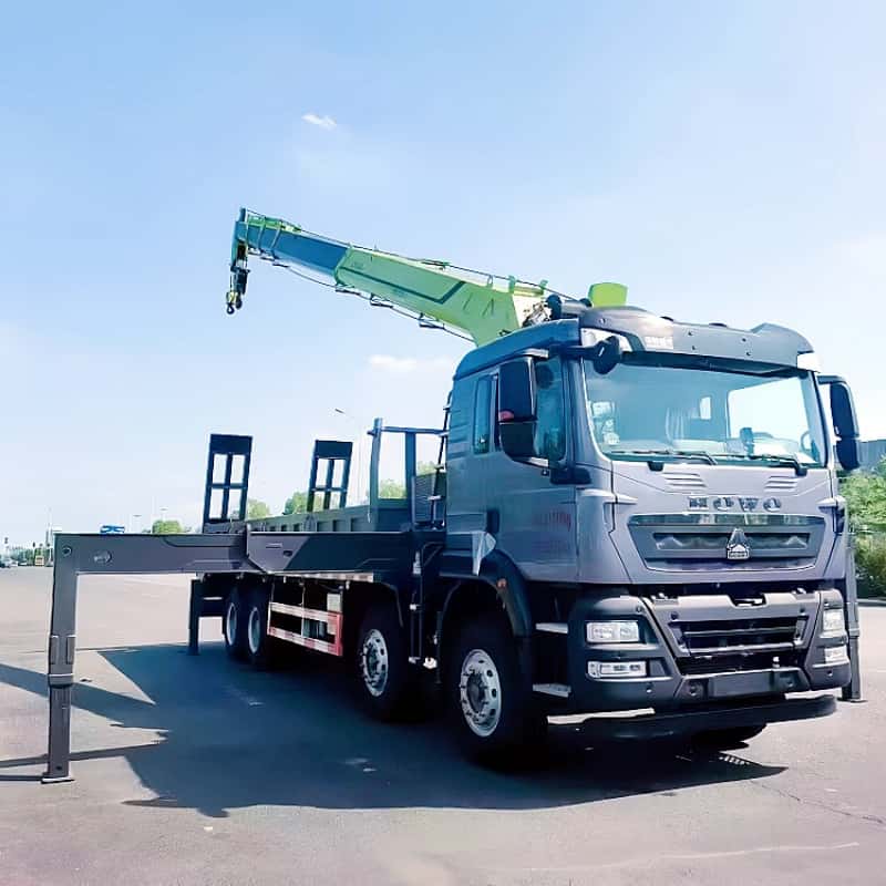 Sinotruk 14-Ton Multi-Functional Crane Truck