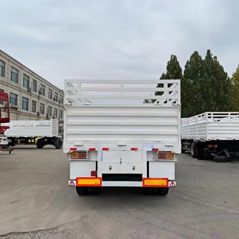 HOWO 6×4 stake truck