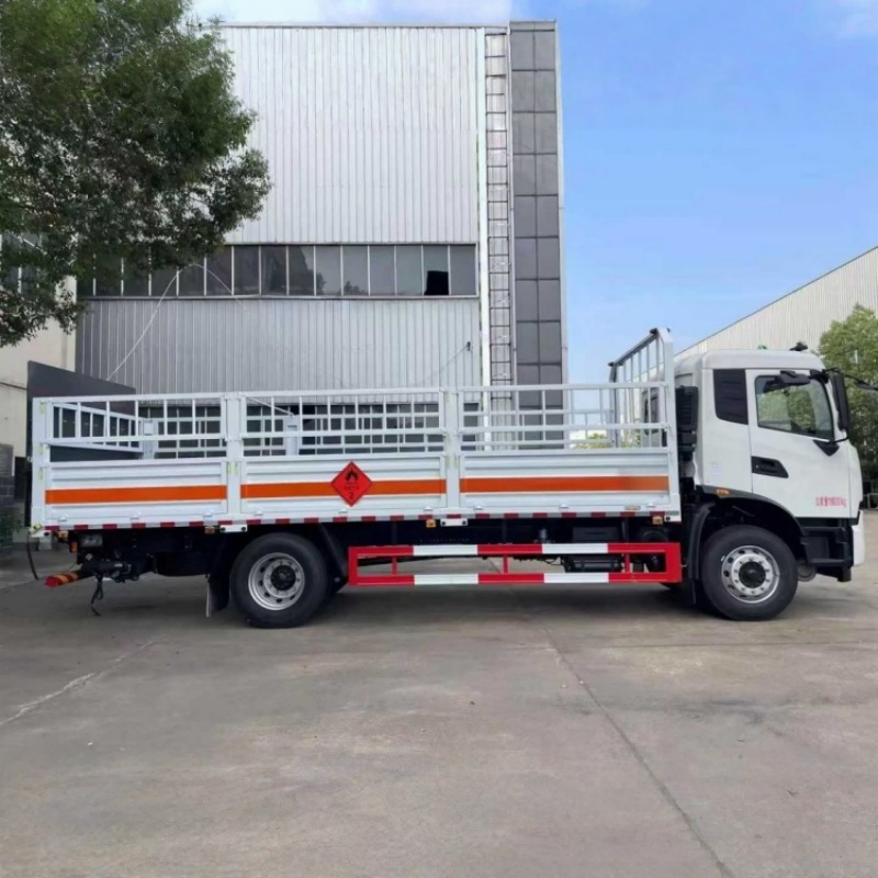 4x2Dongfeng Tianjin KR 6.8-meter stake-type Class II dangerous goods truck