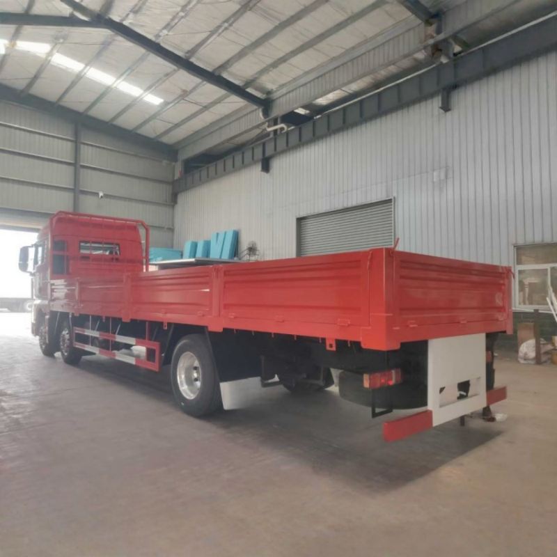 Sitrak 6×2 9.6-meter stake truck