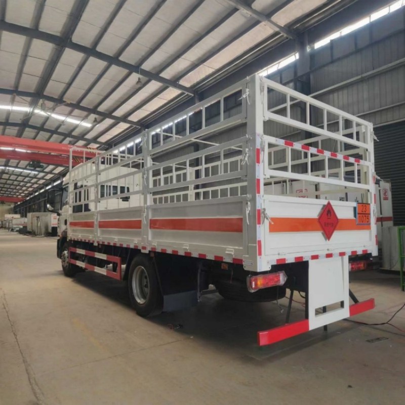 4X2 Howo Transport Cargo Truck
