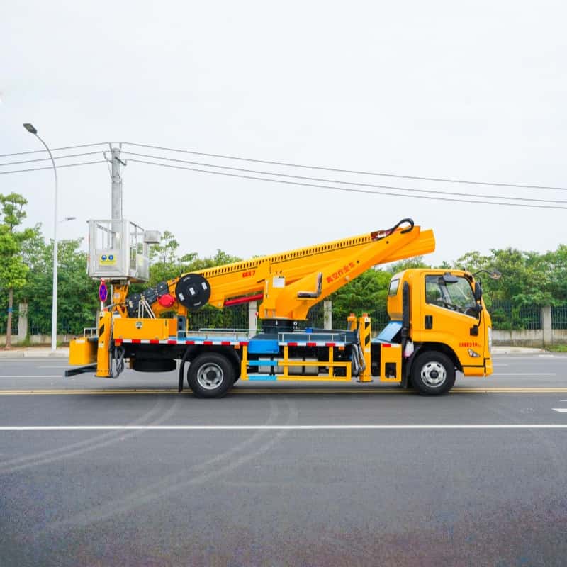 JMC 28m 5-Section Telescopic Boom Aerial Lift Truck