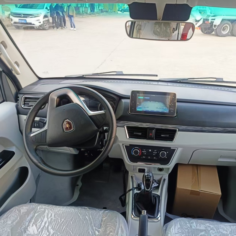 Jinbei New Hiace Transport Ambulance Truck