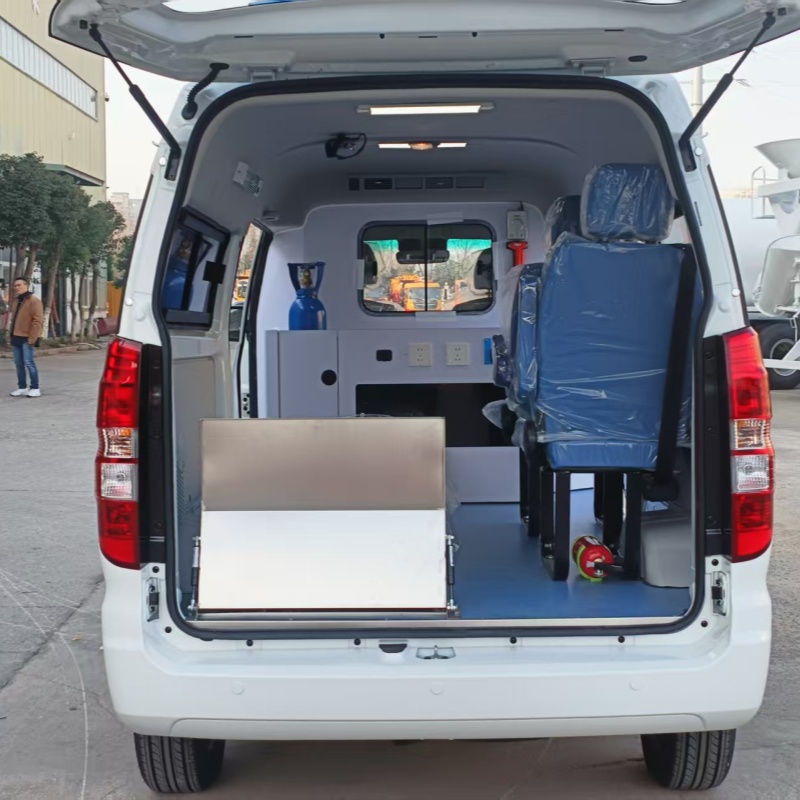 Jinbei New Hiace Transport Ambulance Truck