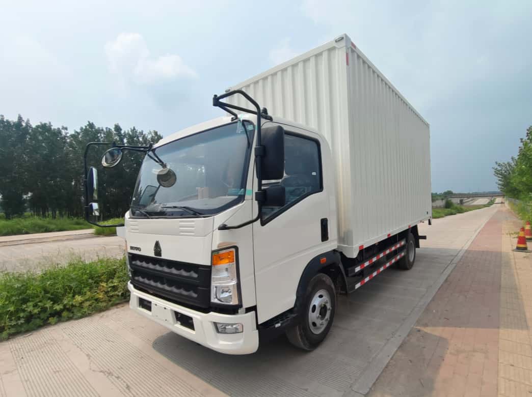 HOWO Box Cargo Truck HOWO Box Cargo Truck