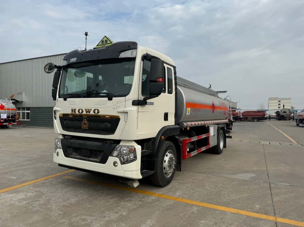HOWO Aluminum Tank Truck HOWO Aluminum Tank Truck