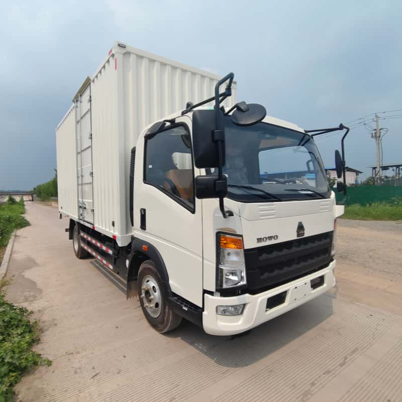 HOWO 4.2m Right-Opening Box Truck