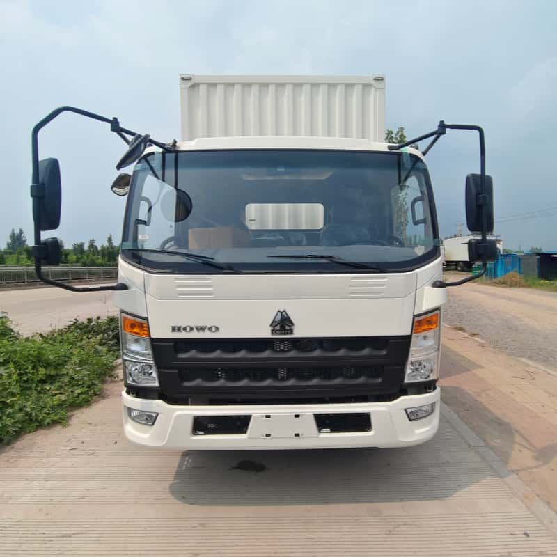 HOWO 4.2m Right-Opening Box Truck