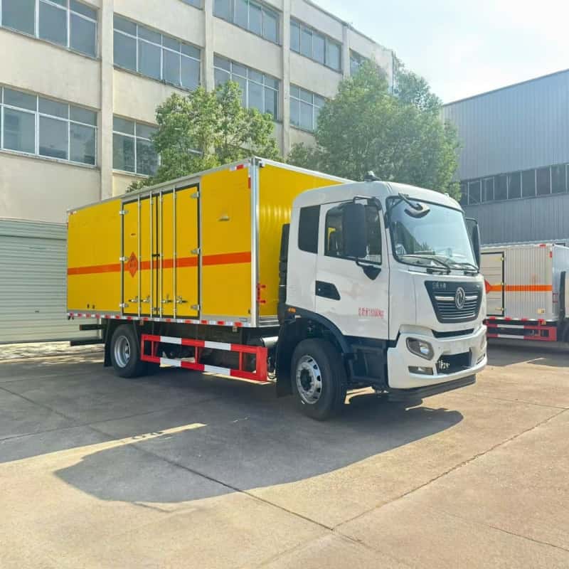 Dongfeng Blasting Equipment Transport Truck Dangerous Goods Van