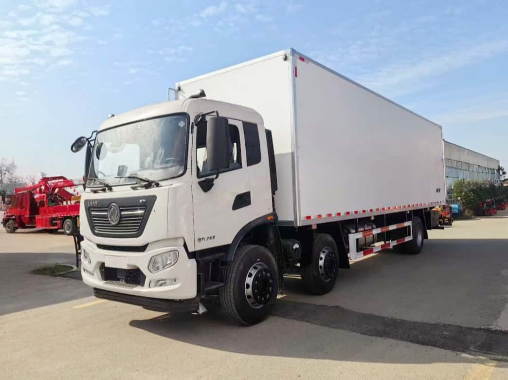 Dongfeng Flammable Liquid Tank Truck