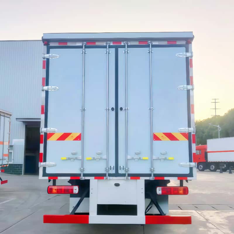 Jiefang single-axle box-type freight truck