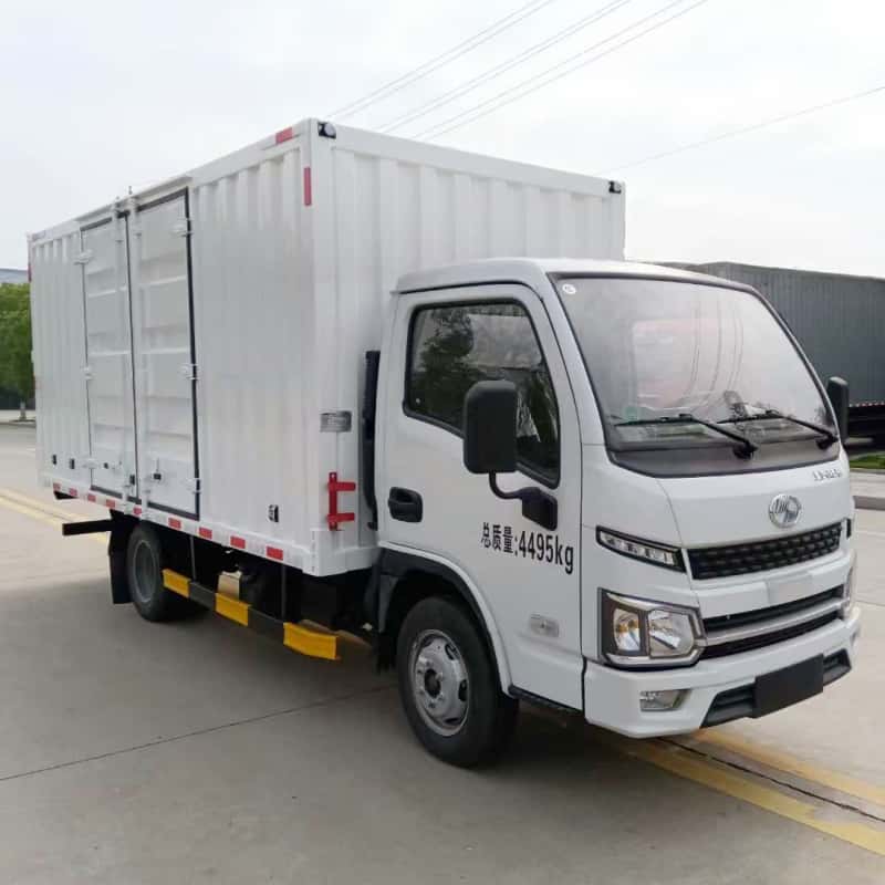 SAIC dangerous goods van transport vehicle, Class 1-9 gas cylinder explosion-proof van