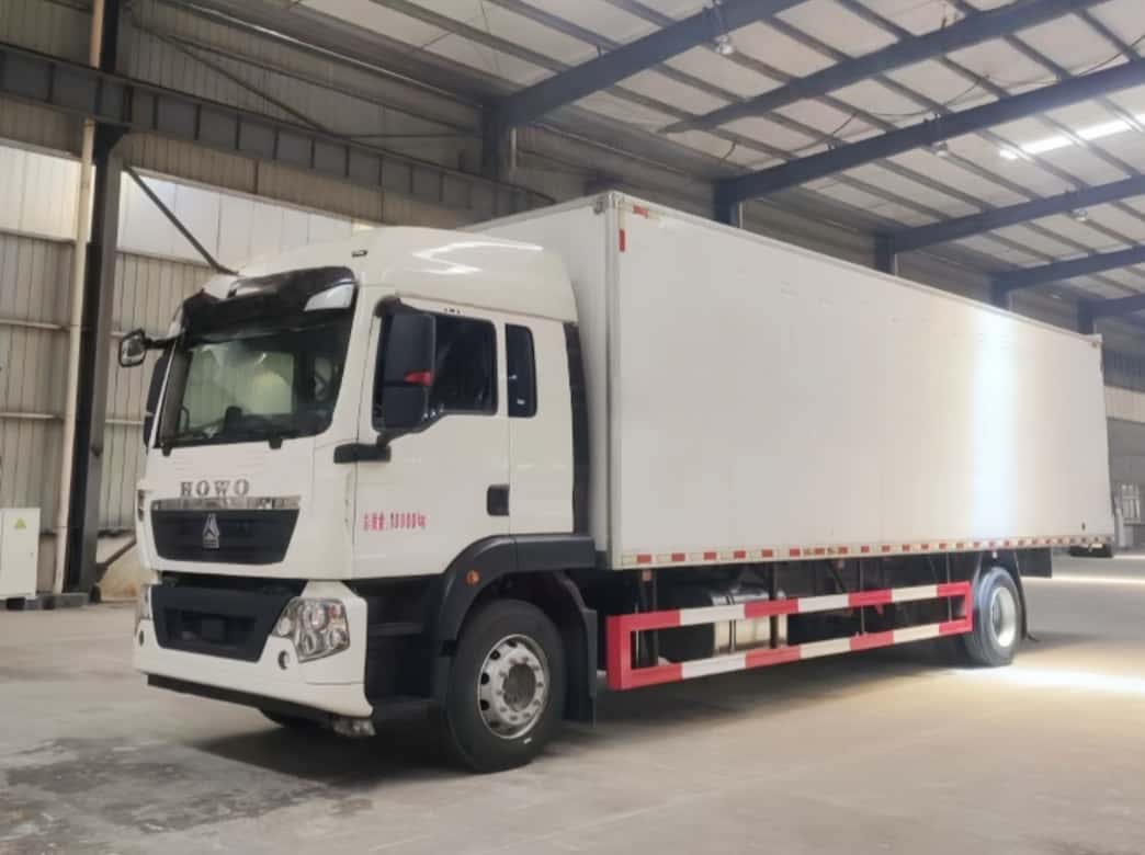 HOWO Dangerous Goods Truck HOWO Dangerous Goods Truck