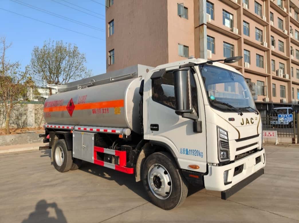 ISUZU 28m Telescopic Boom Aerial Work Platform