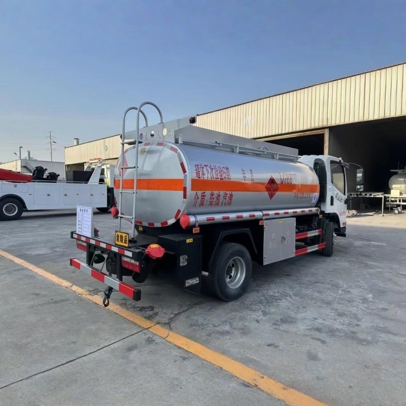 FAW   9800L oil tank truck fuel tanker / oil transport truck