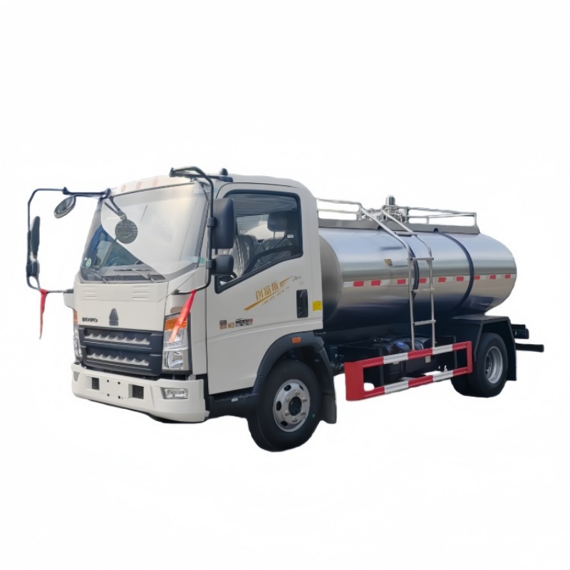 Sinotruk Howo 15000L Food-Grade Stainless Steel Milk Tanker Truck