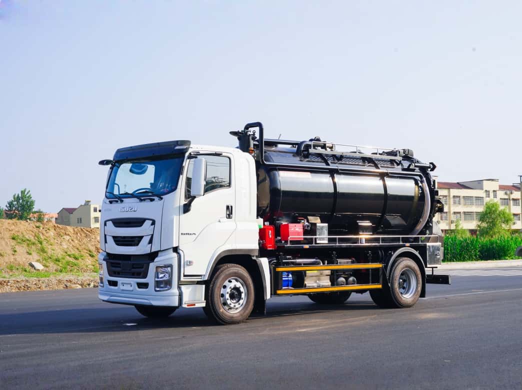 ISUZU Sewer Cleaning Truck ISUZU Sewer Cleaning Truck