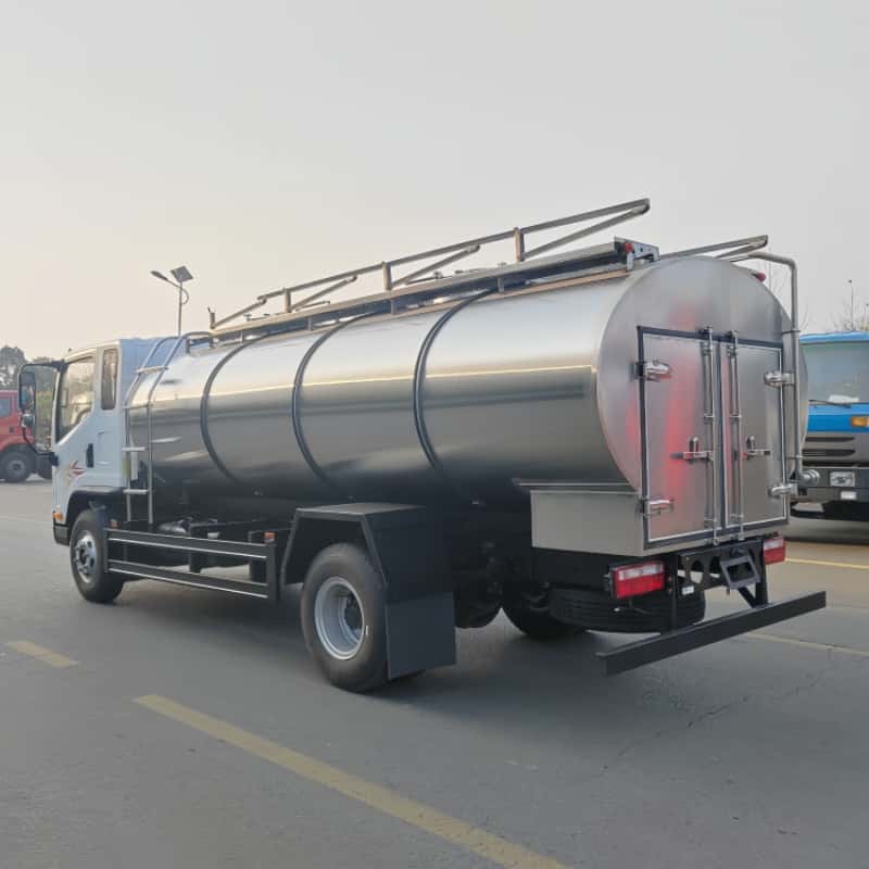 FAW 4x2 7000L Insulated & Heated Water Supply Truck