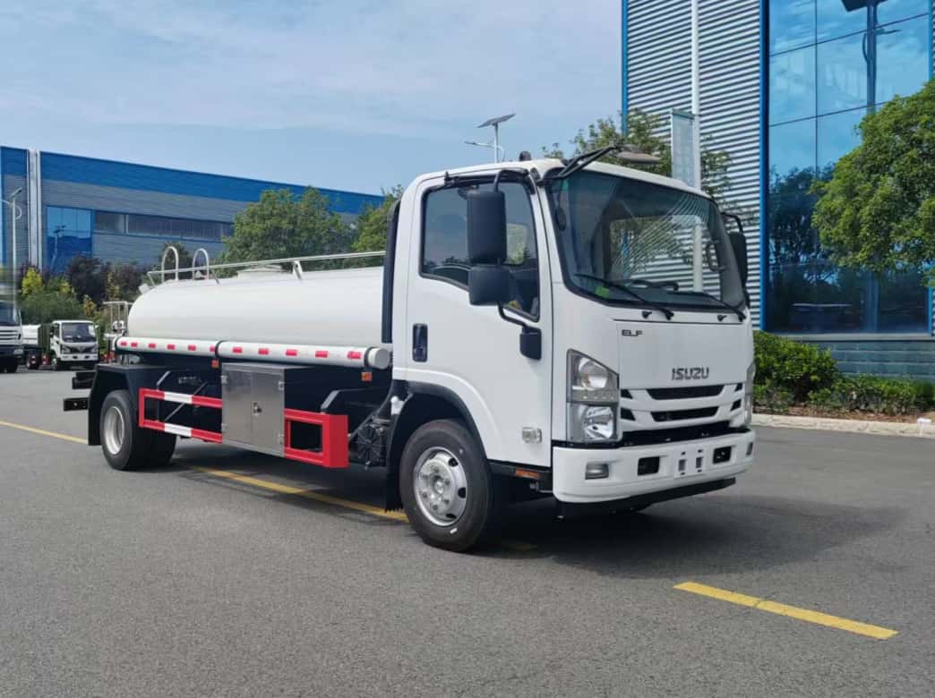 ISUZU Water Tank Truck ISUZU Water Tank Truck