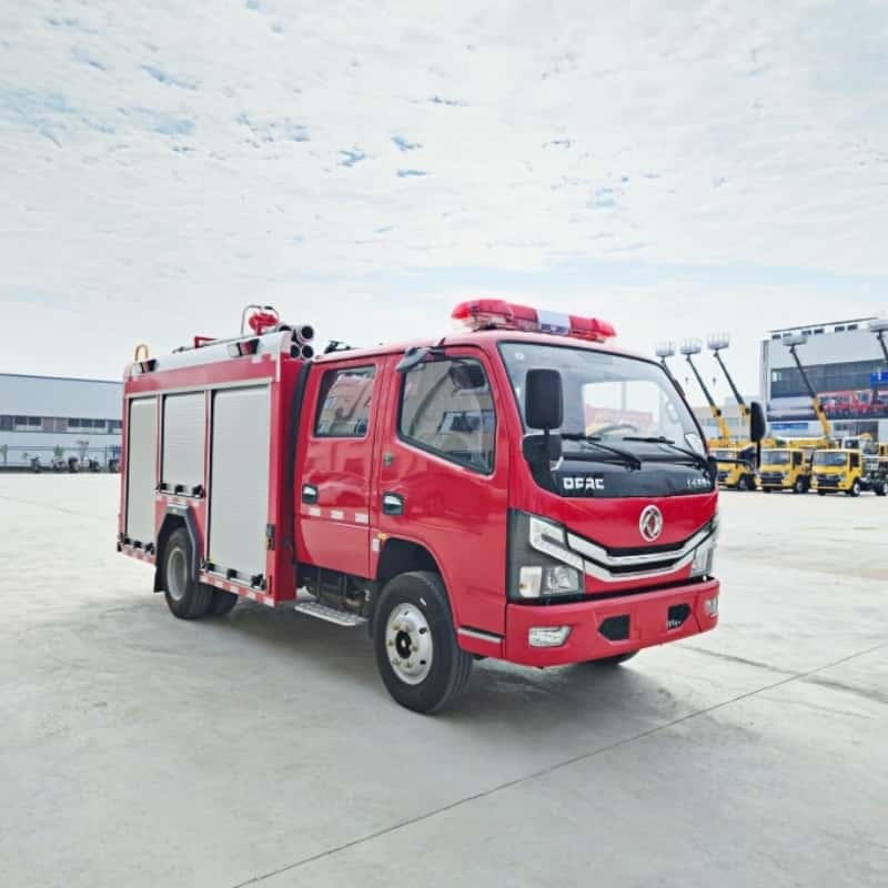 Dongfeng 3000L water tank fire truck