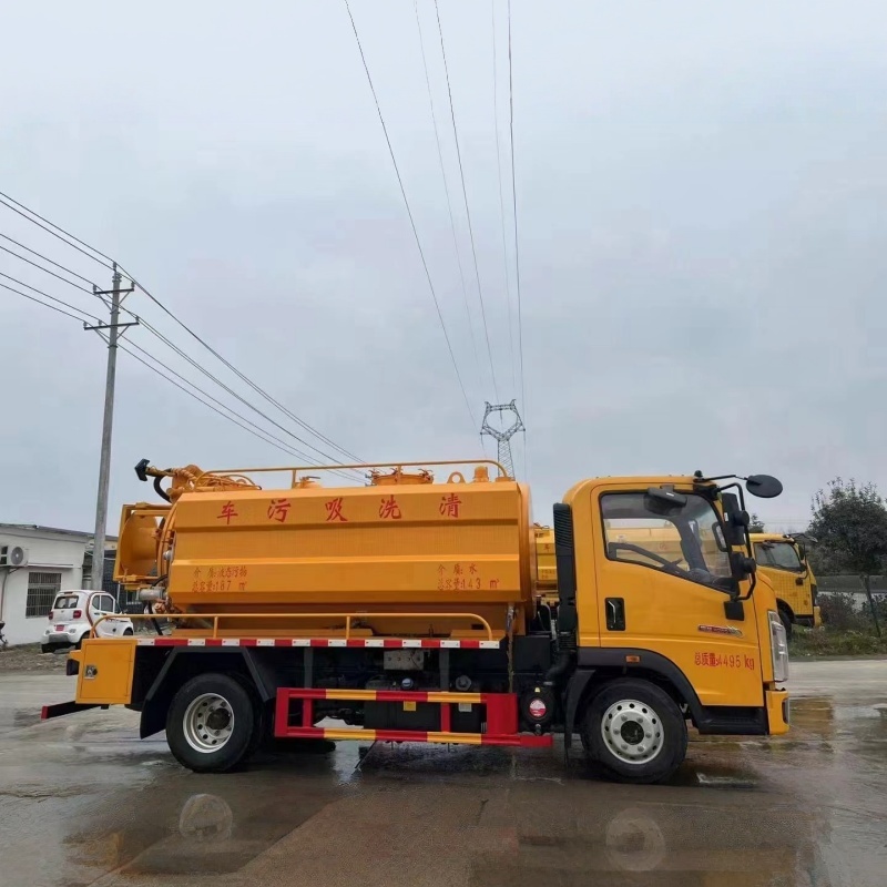 HOWO 6000L Sewer Cleaning Truck