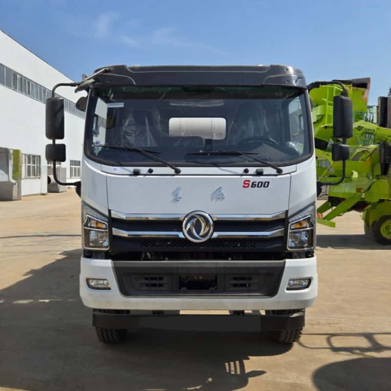 Dongfeng 4x2 5 Cubic Meter Concrete Mixer Truck