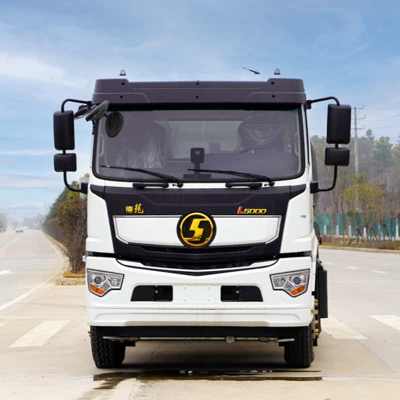 Shacman 12000L sprinkler truck