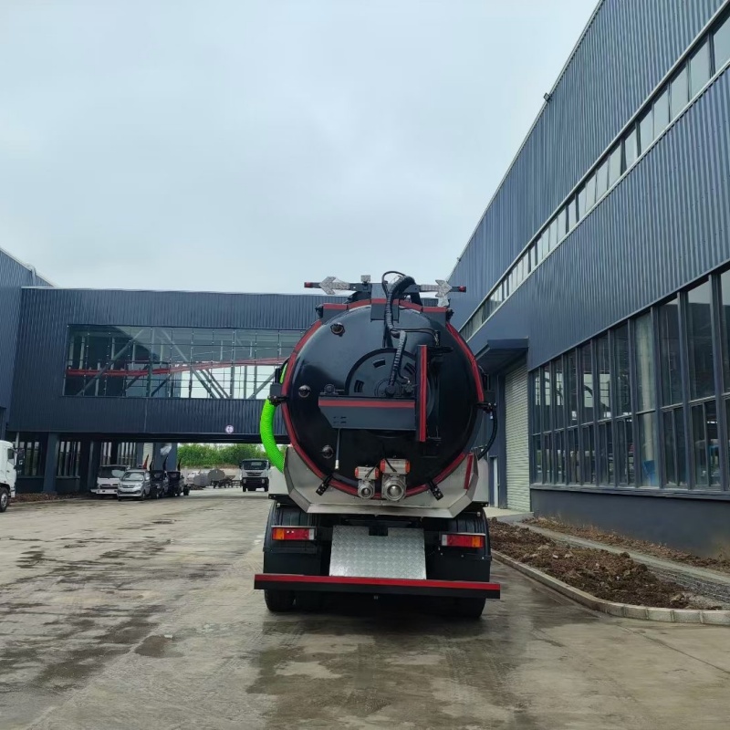 Dongfeng 6×4 Combined Jetting & Vacuum Sewer Truck for Russia