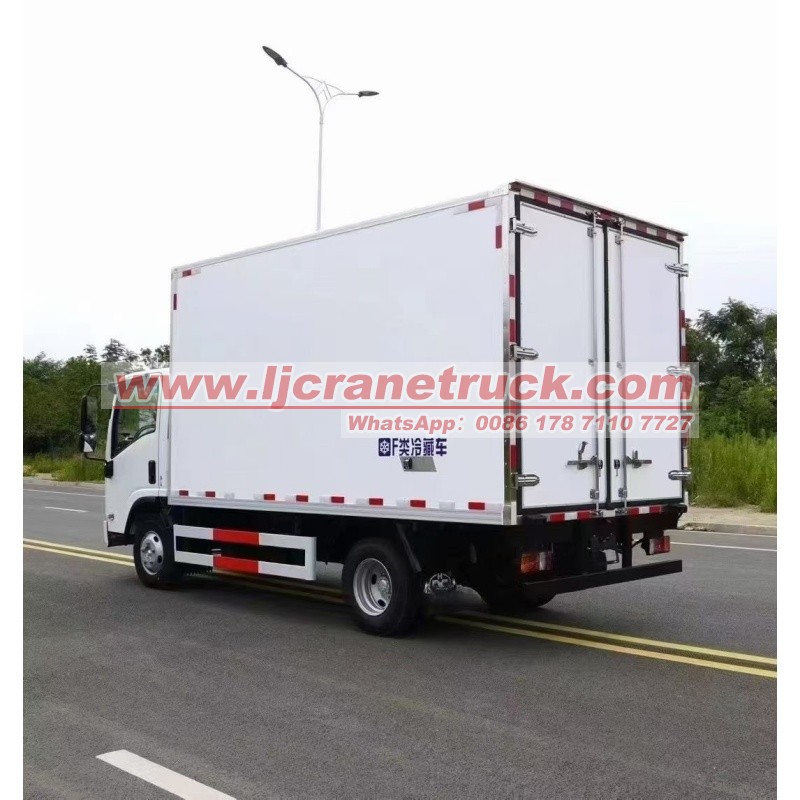 Isuzu 5 Ton Refrigerated Truck with Carrier Cooling System