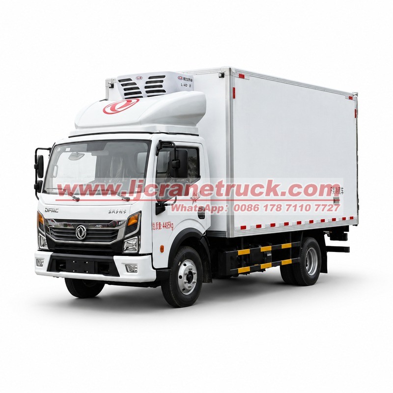 Dongfeng 4x2 5 Ton Refrigerated Truck for Cold Chain Transport