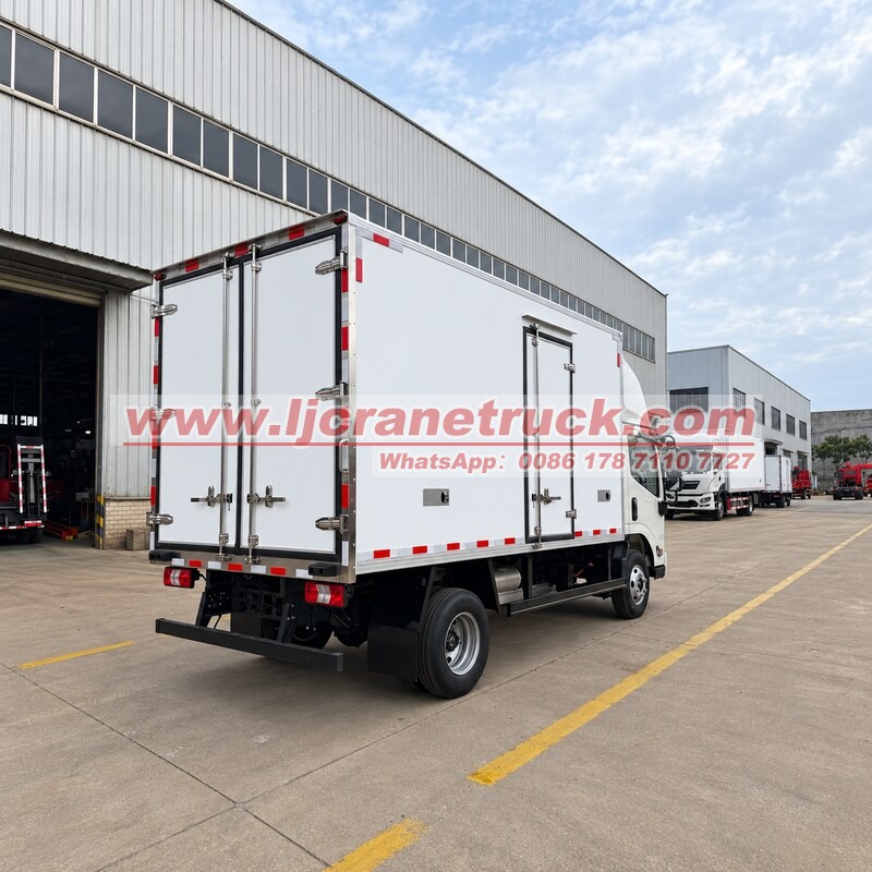 JMC Electric Refrigerated Truck