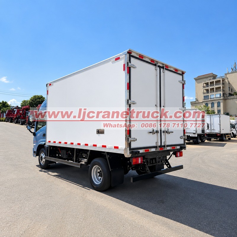 WEICHAI BLUE ENGINE 100.22kWh Electric Refrigerated Truck